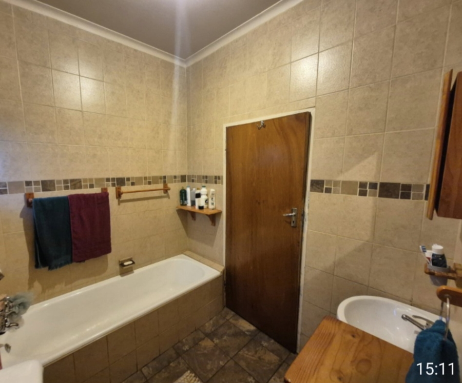 3 Bedroom Property for Sale in Hillshaven Gauteng