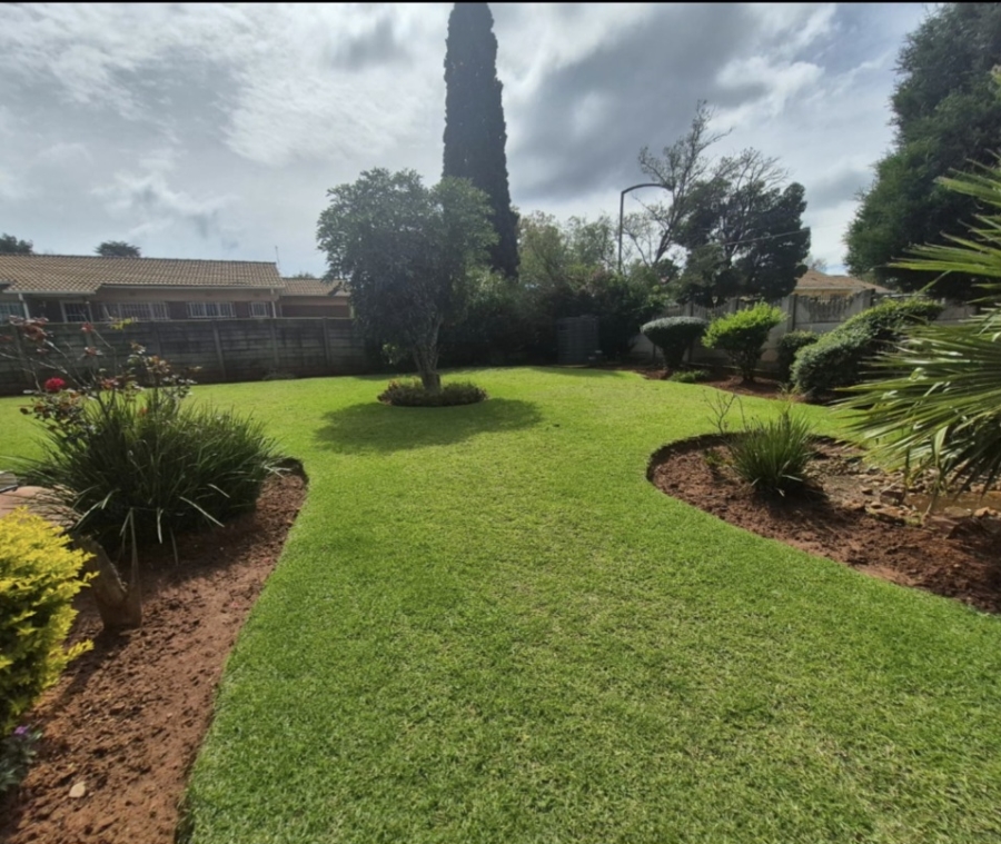 3 Bedroom Property for Sale in Hillshaven Gauteng