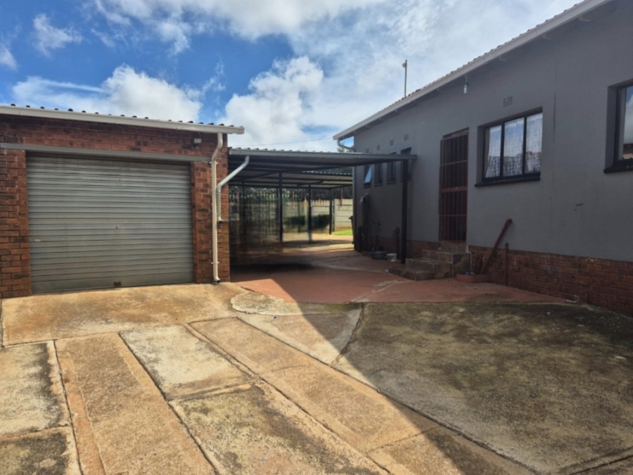 3 Bedroom Property for Sale in Hillshaven Gauteng