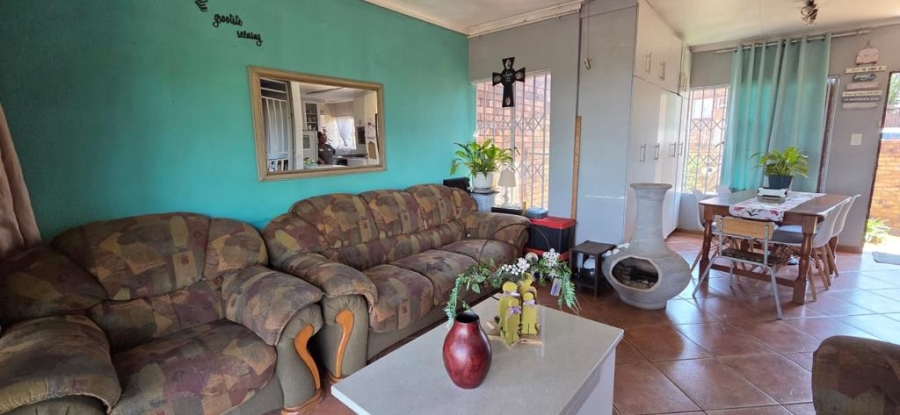 3 Bedroom Property for Sale in South Crest Gauteng