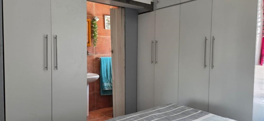 3 Bedroom Property for Sale in South Crest Gauteng