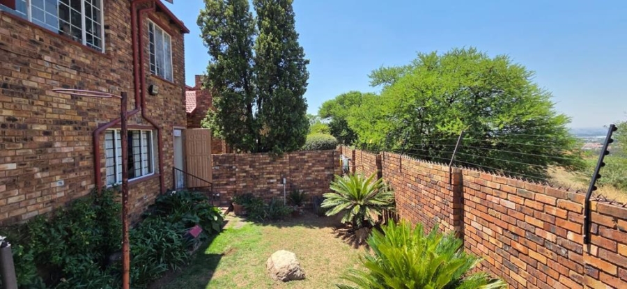 3 Bedroom Property for Sale in South Crest Gauteng