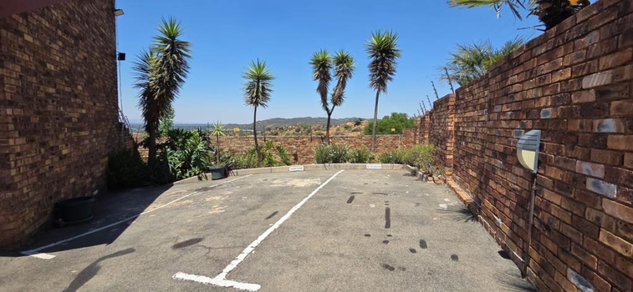 3 Bedroom Property for Sale in South Crest Gauteng