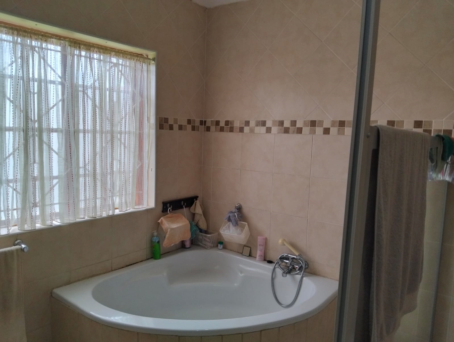 3 Bedroom Property for Sale in Brakpan Central Gauteng