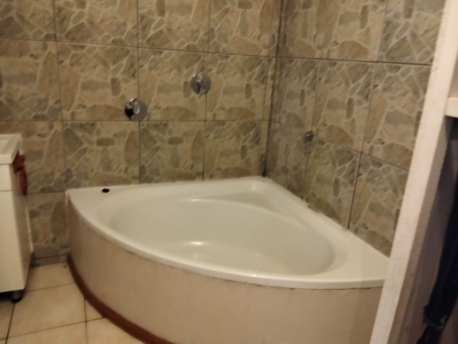 3 Bedroom Property for Sale in Brakpan Central Gauteng