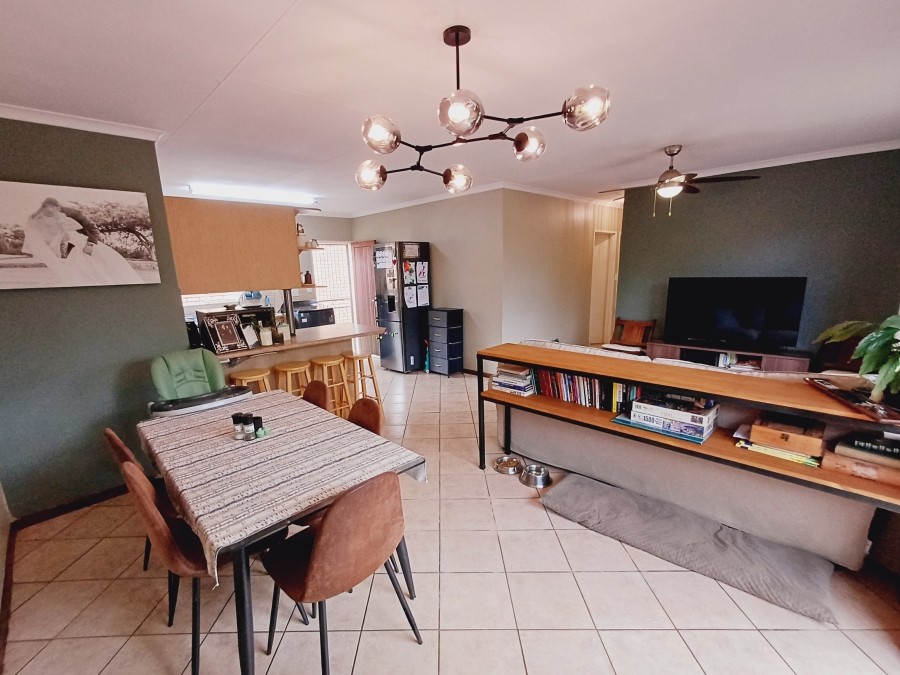 3 Bedroom Property for Sale in Elardus Park Gauteng
