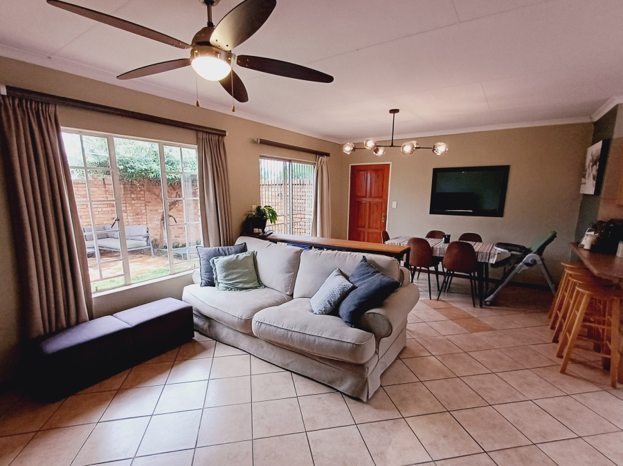 3 Bedroom Property for Sale in Elardus Park Gauteng
