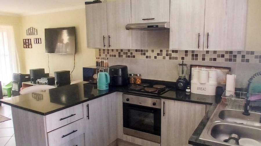 2 Bedroom Property for Sale in Rynfield A H Gauteng