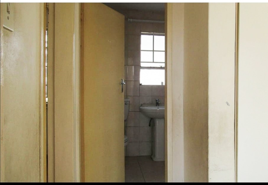 2 Bedroom Property for Sale in Alan Manor Gauteng