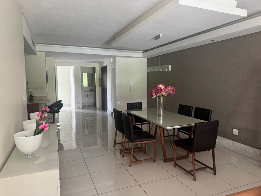 To Let 2 Bedroom Property for Rent in Houghton Estate Gauteng