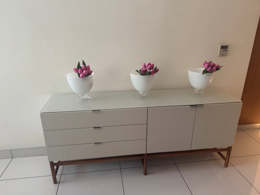 To Let 2 Bedroom Property for Rent in Houghton Estate Gauteng