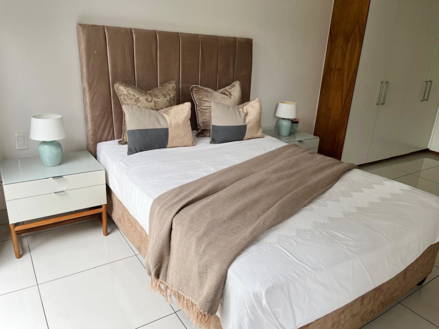 To Let 2 Bedroom Property for Rent in Houghton Estate Gauteng