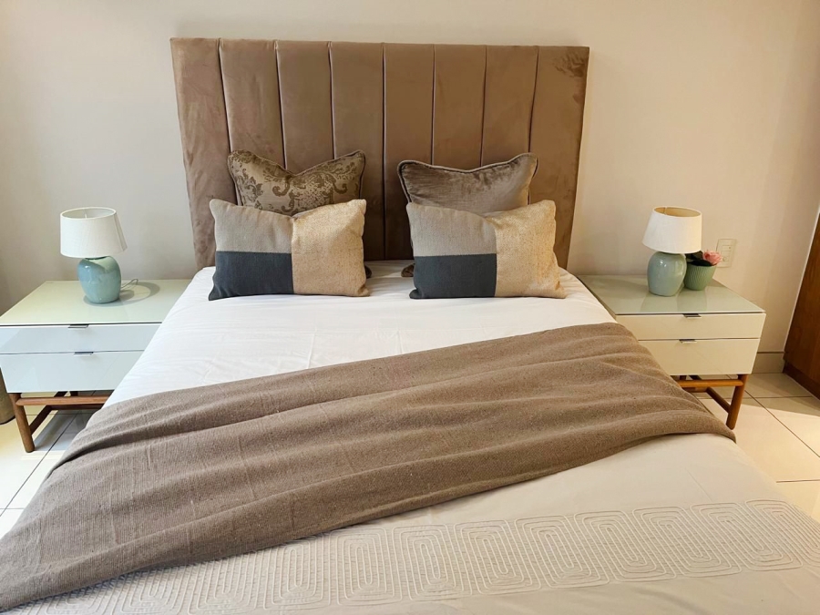 To Let 2 Bedroom Property for Rent in Houghton Estate Gauteng