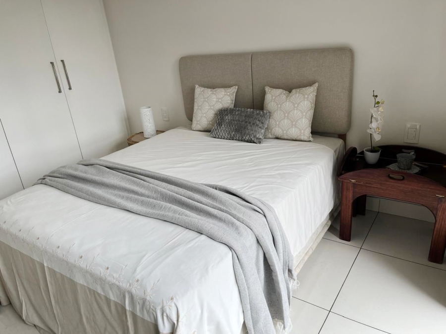 To Let 2 Bedroom Property for Rent in Houghton Estate Gauteng