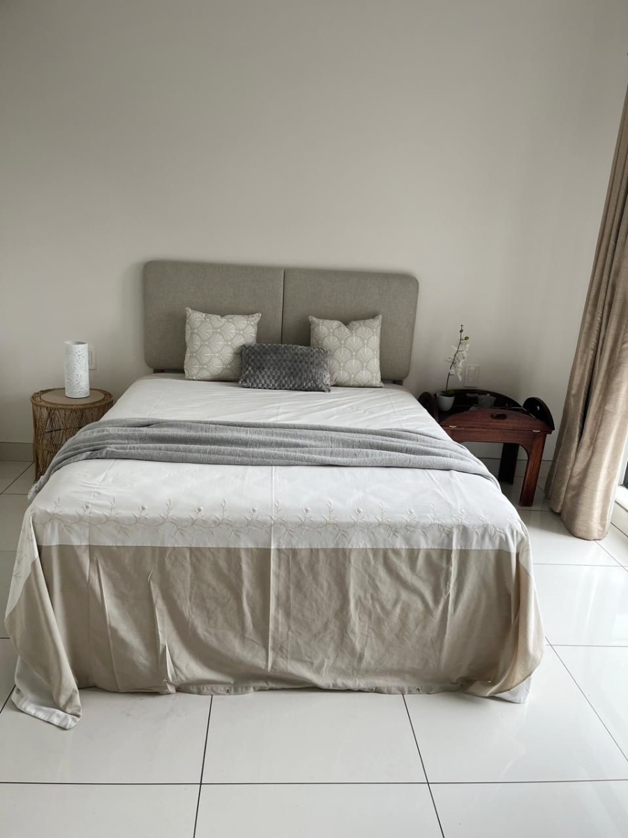 To Let 2 Bedroom Property for Rent in Houghton Estate Gauteng