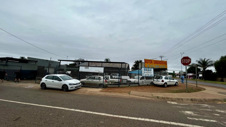 Commercial Property for Sale in East Lynne Gauteng