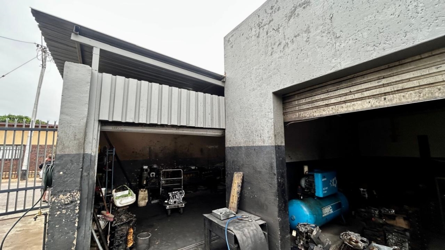 Commercial Property for Sale in East Lynne Gauteng