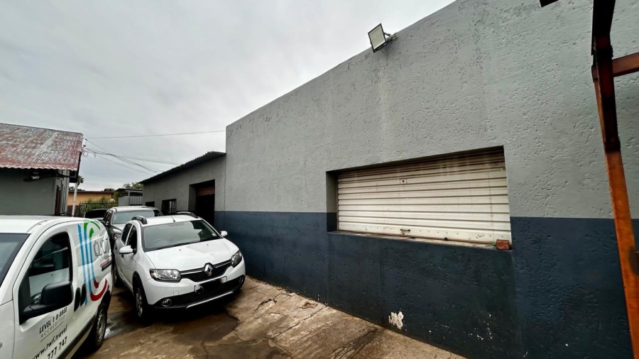 Commercial Property for Sale in East Lynne Gauteng