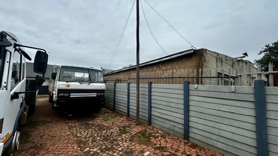 Commercial Property for Sale in East Lynne Gauteng