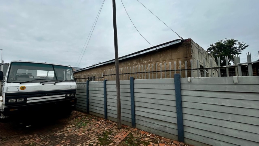 Commercial Property for Sale in East Lynne Gauteng