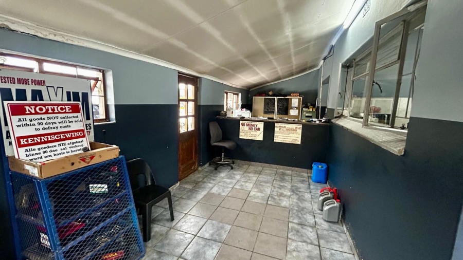 Commercial Property for Sale in East Lynne Gauteng