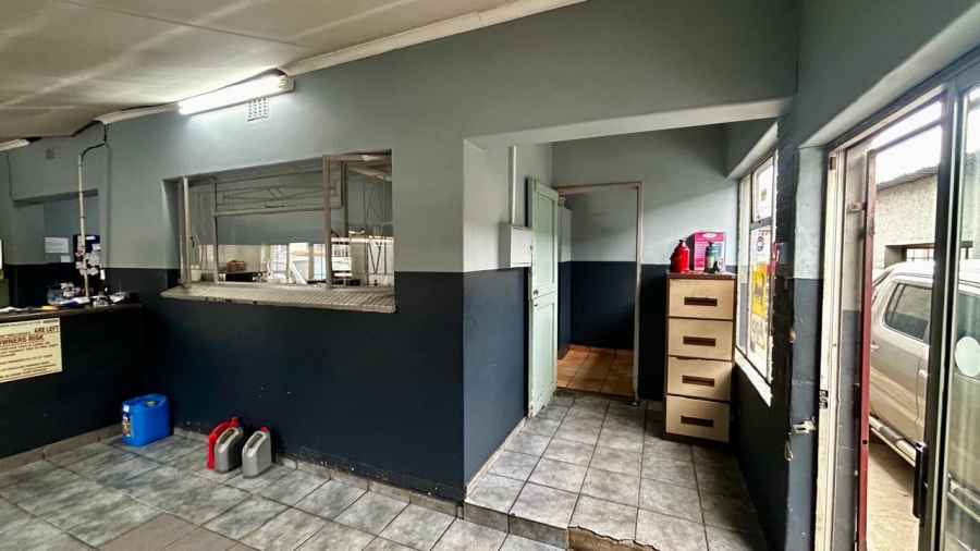 Commercial Property for Sale in East Lynne Gauteng