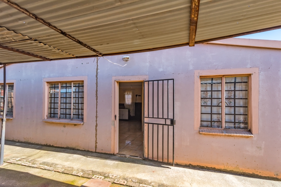 3 Bedroom Property for Sale in Protea Glen Gauteng