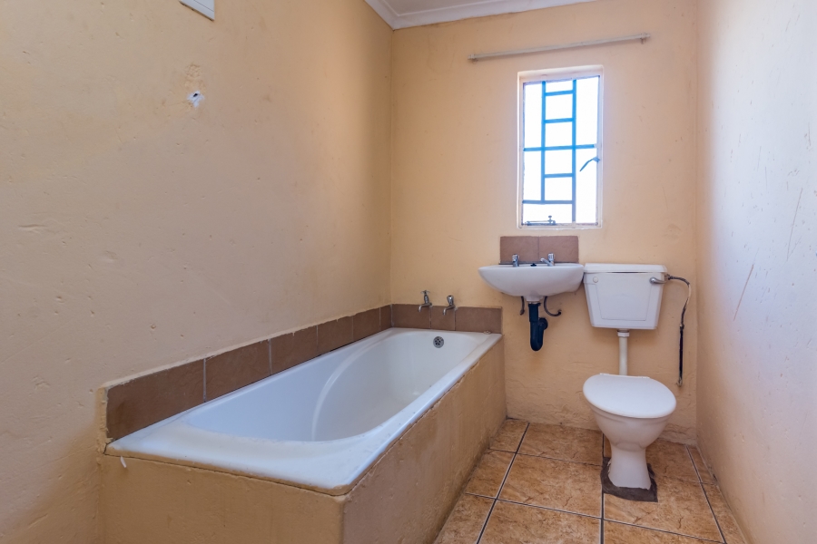 3 Bedroom Property for Sale in Protea Glen Gauteng