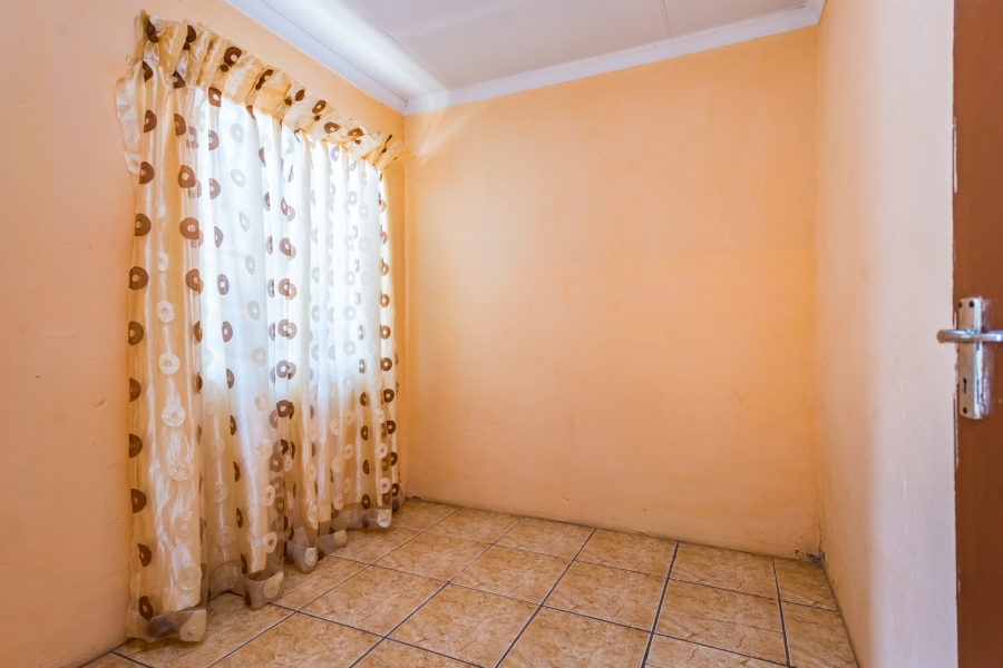 3 Bedroom Property for Sale in Protea Glen Gauteng
