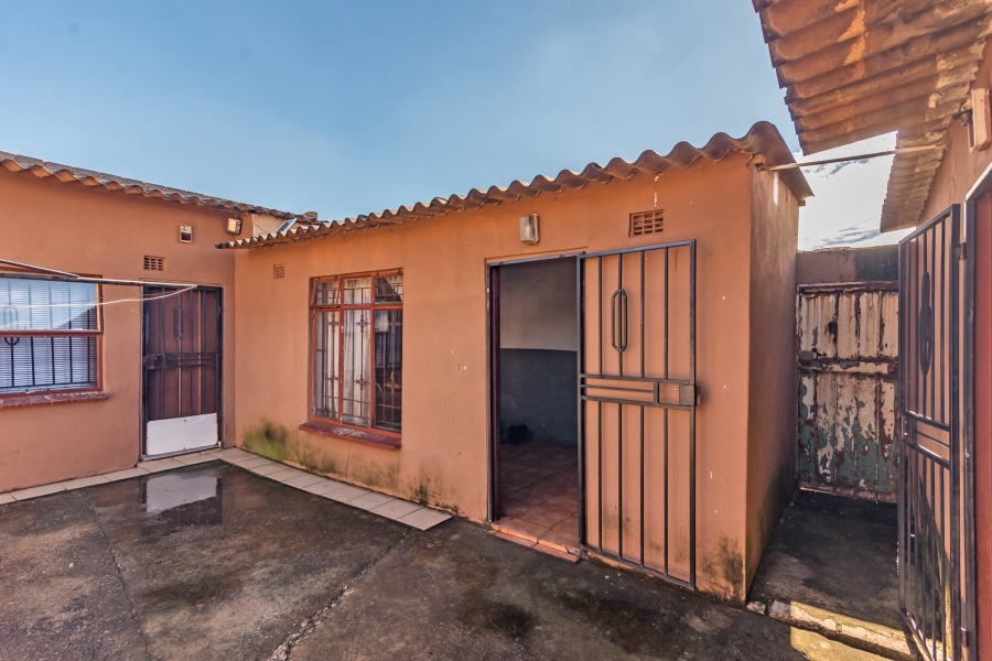 3 Bedroom Property for Sale in Protea Glen Gauteng