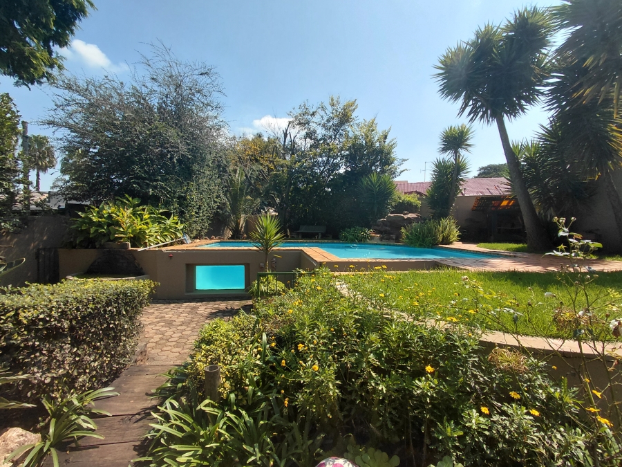 To Let 1 Bedroom Property for Rent in Bergbron Gauteng