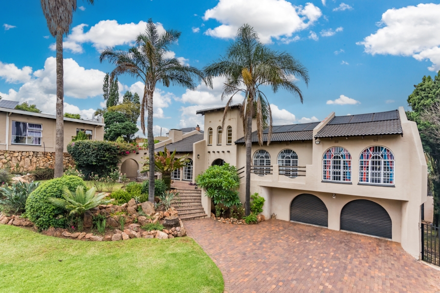 To Let 3 Bedroom Property for Rent in Constantia Kloof Gauteng