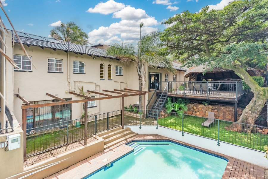 To Let 3 Bedroom Property for Rent in Constantia Kloof Gauteng