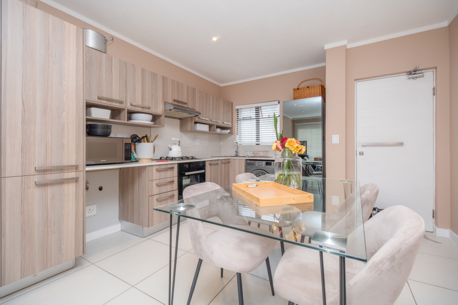 2 Bedroom Property for Sale in Lonehill Gauteng