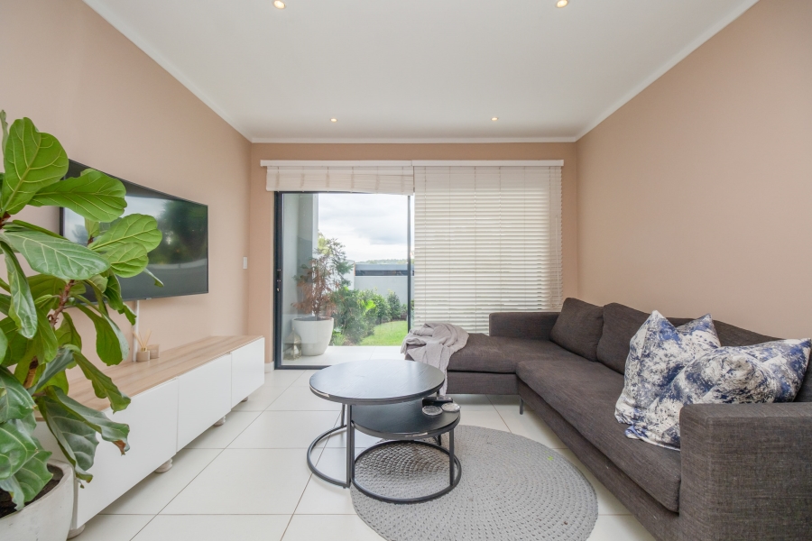 2 Bedroom Property for Sale in Lonehill Gauteng