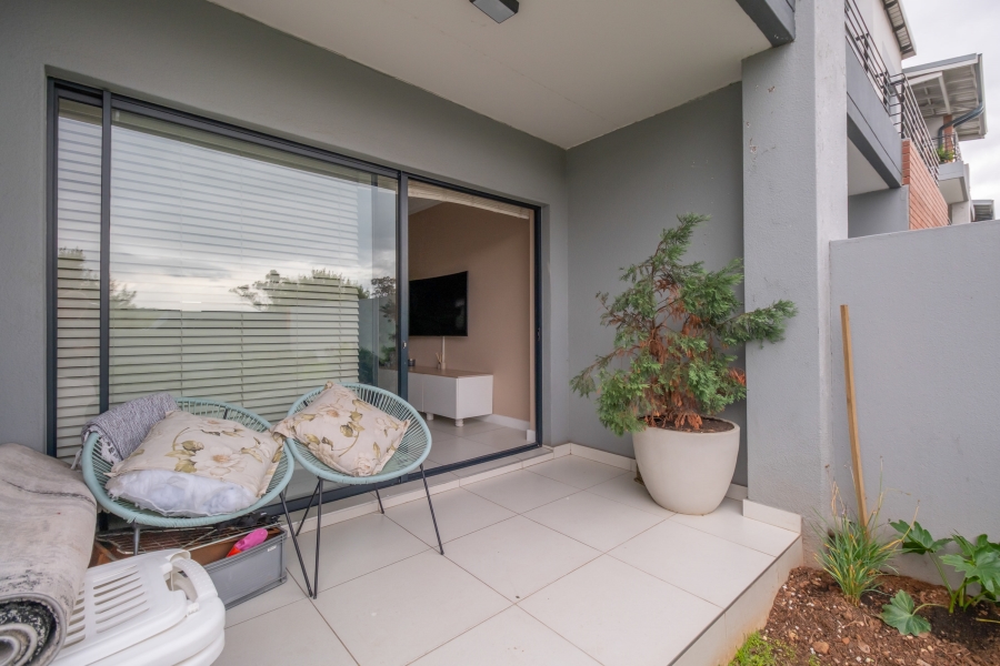 2 Bedroom Property for Sale in Lonehill Gauteng