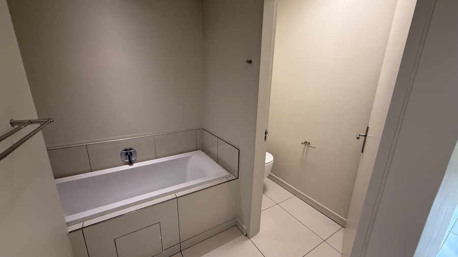To Let 2 Bedroom Property for Rent in Rosebank Gauteng
