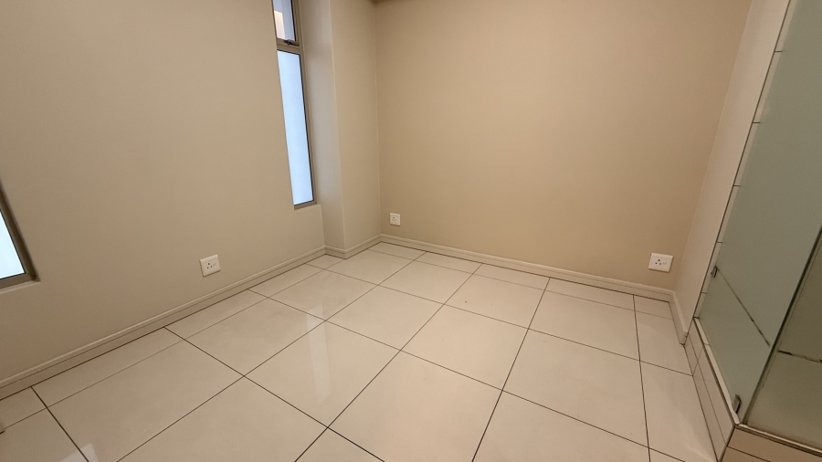 To Let 2 Bedroom Property for Rent in Rosebank Gauteng