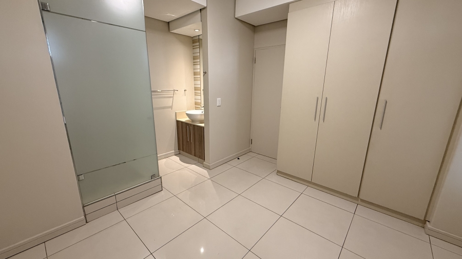 To Let 2 Bedroom Property for Rent in Rosebank Gauteng