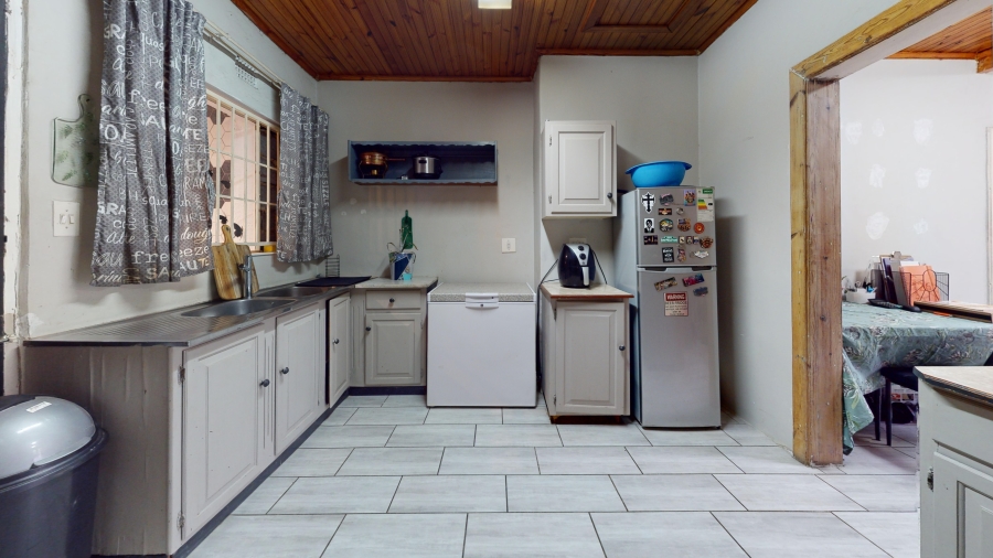 5 Bedroom Property for Sale in Lambton Gauteng