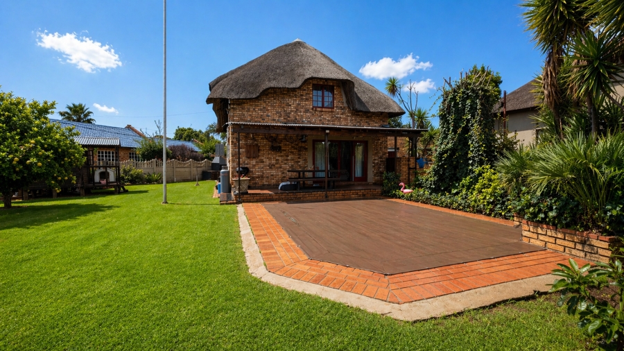 3 Bedroom Property for Sale in Eike Park Gauteng