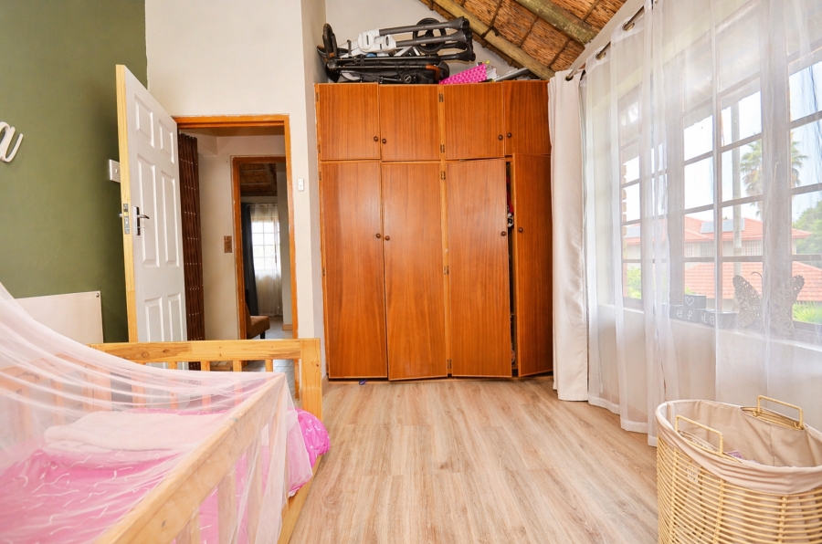 3 Bedroom Property for Sale in Eike Park Gauteng