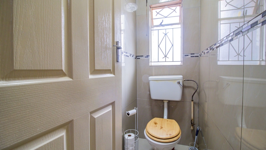 3 Bedroom Property for Sale in Lenasia Gauteng