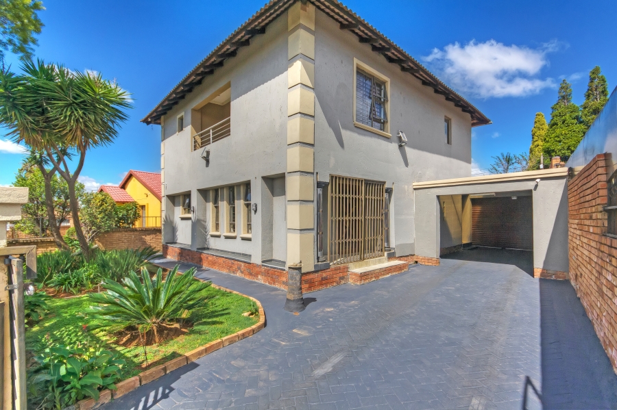 4 Bedroom Property for Sale in Lenasia South Gauteng