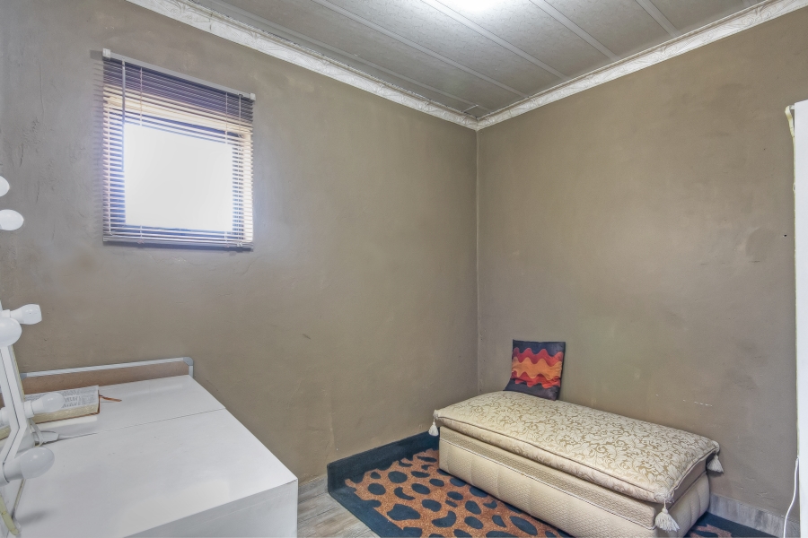 4 Bedroom Property for Sale in Lenasia South Gauteng