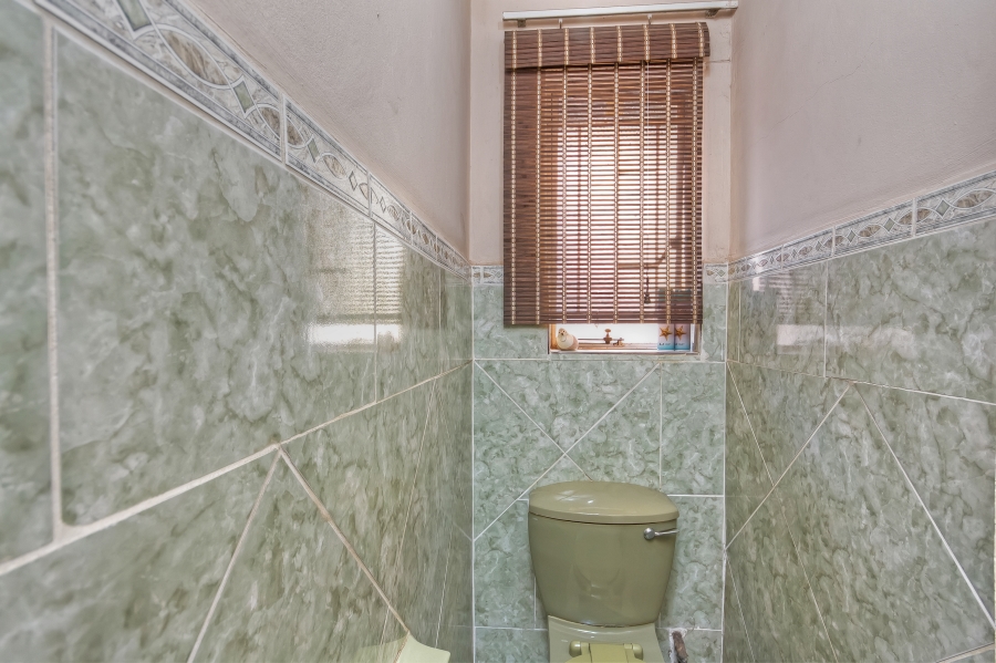 4 Bedroom Property for Sale in Lenasia South Gauteng