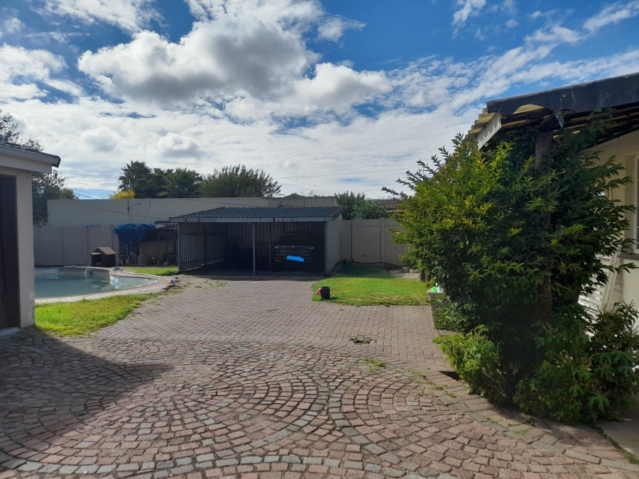 3 Bedroom Property for Sale in Robertsham Gauteng