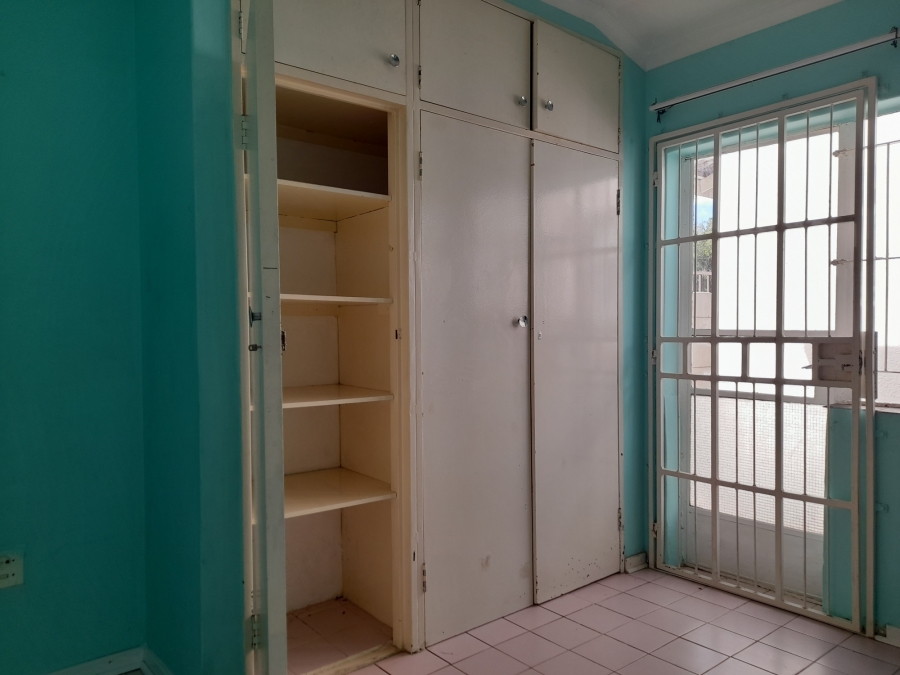 3 Bedroom Property for Sale in Robertsham Gauteng