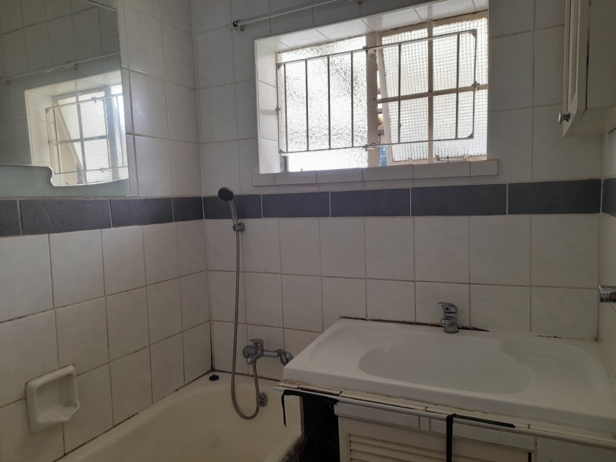 3 Bedroom Property for Sale in Robertsham Gauteng