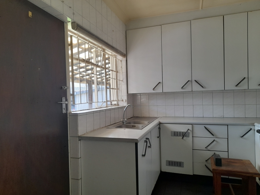 3 Bedroom Property for Sale in Robertsham Gauteng
